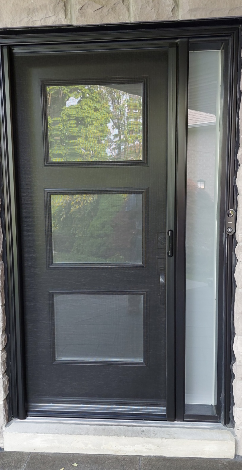 retractable single screen door